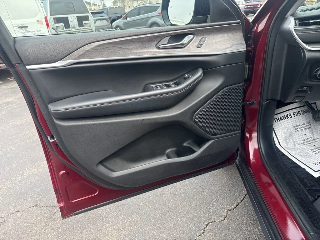 Used 2023 Red Jeep Limited image 10