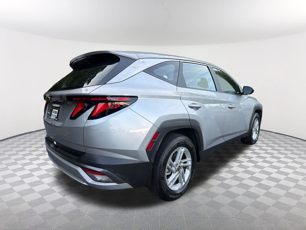 2025 Hyundai Tucson SE - Photo 5