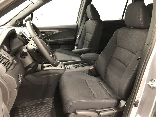 Certified Used 2019 Lunar Silver Metallic Honda Sport image 11