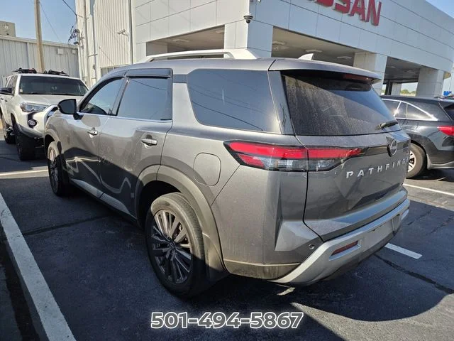 Used 2024 Gray Nissan SL image 6