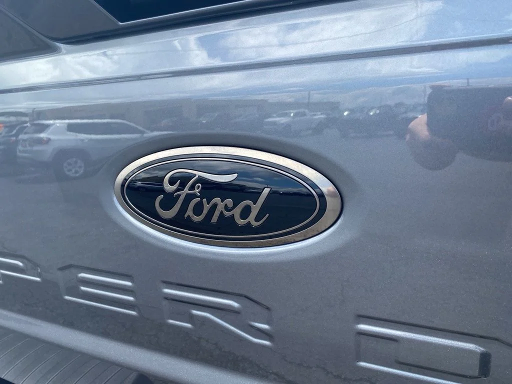 New 2026 Carbonized Gray Metallic Ford F-250® Lariat® image 42
