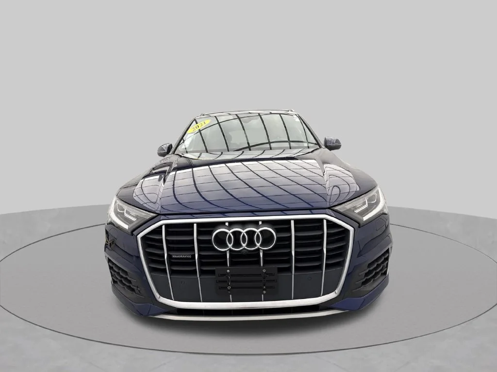2021 Audi Q7 55 PREMIUM SUV Slide