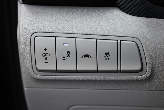 Used 2020 Magnetic Force Metallic Hyundai Value image 17