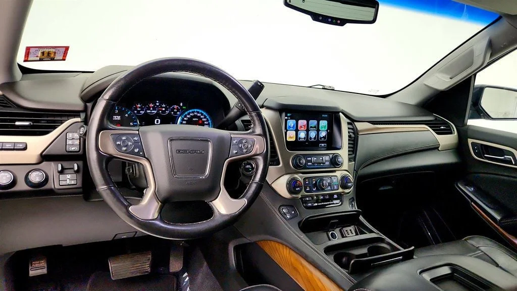 Used 2020 Dark Sky Metallic GMC 4WD 4dr Denali image 13