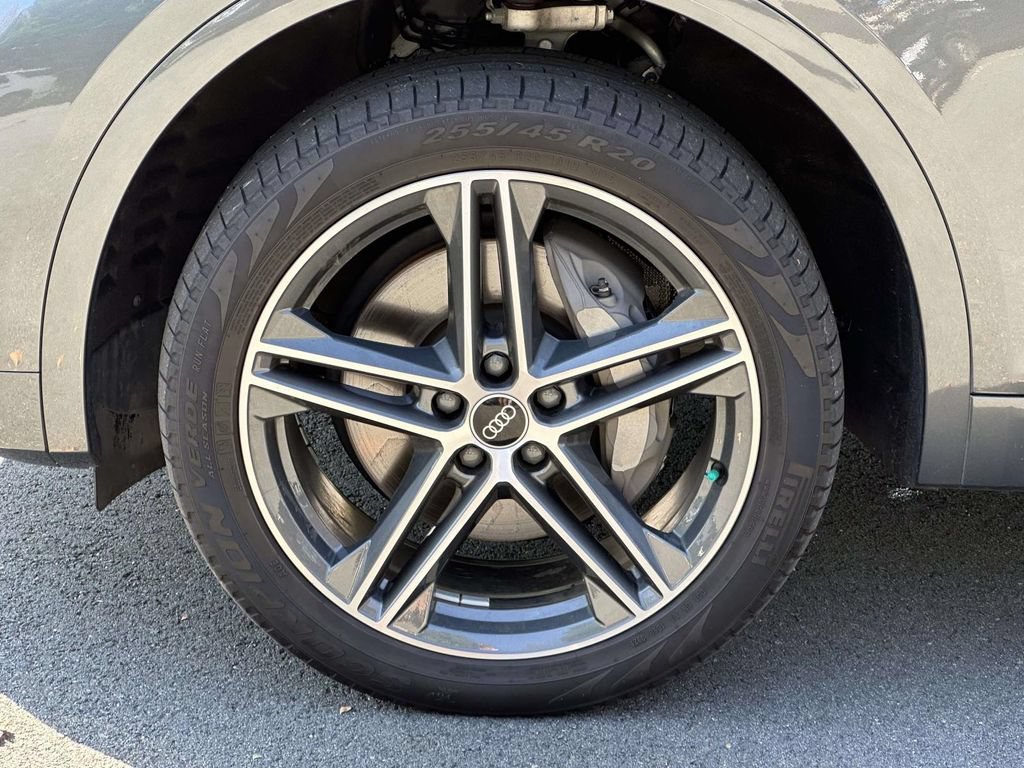 Used 2022  Audi S line Premium Plus image 7