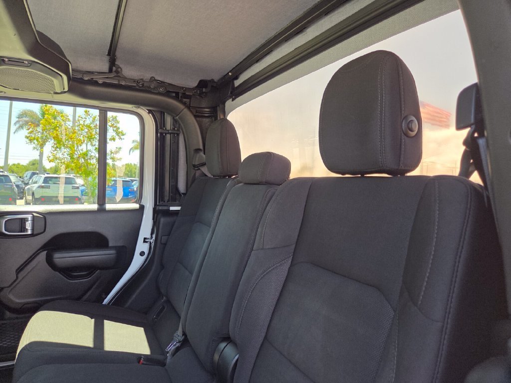 Certified Used 2022 Bright White Clearcoat Jeep Sport S image 21
