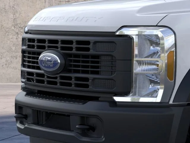 New 2026 Oxford White Ford XL image 18