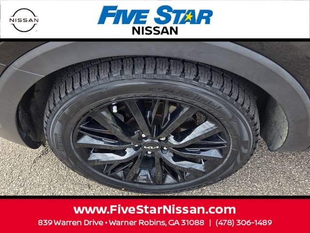 Used 2022 Black Kia SX image 18