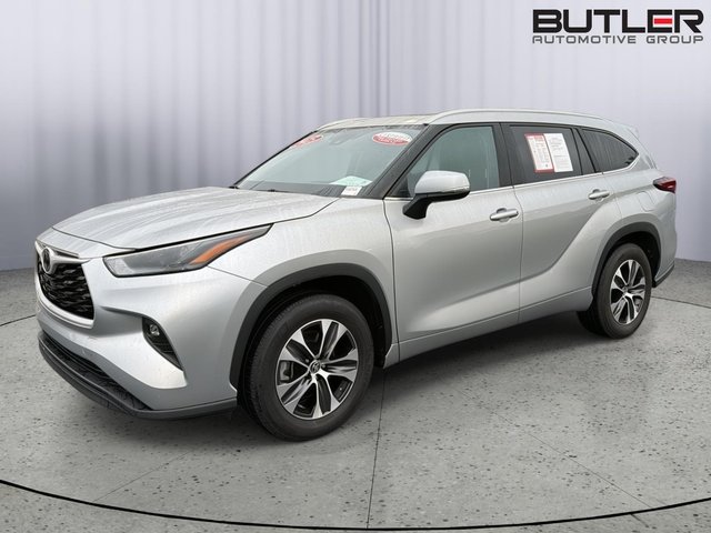 2025 Toyota Highlander XLE