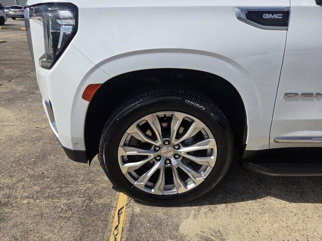 Used 2024 Summit White GMC Denali image 11