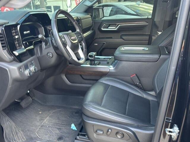 Used 2022 Onyx Black GMC SLT image 5