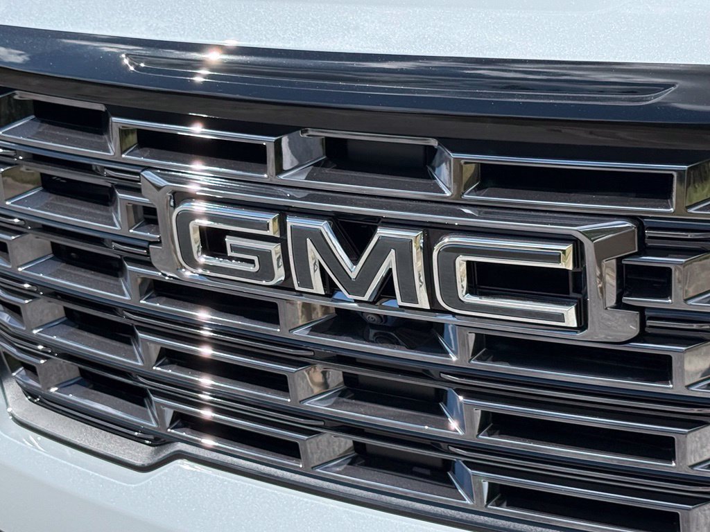 2027 GMC Acadia Denali Ultimate - Photo 7