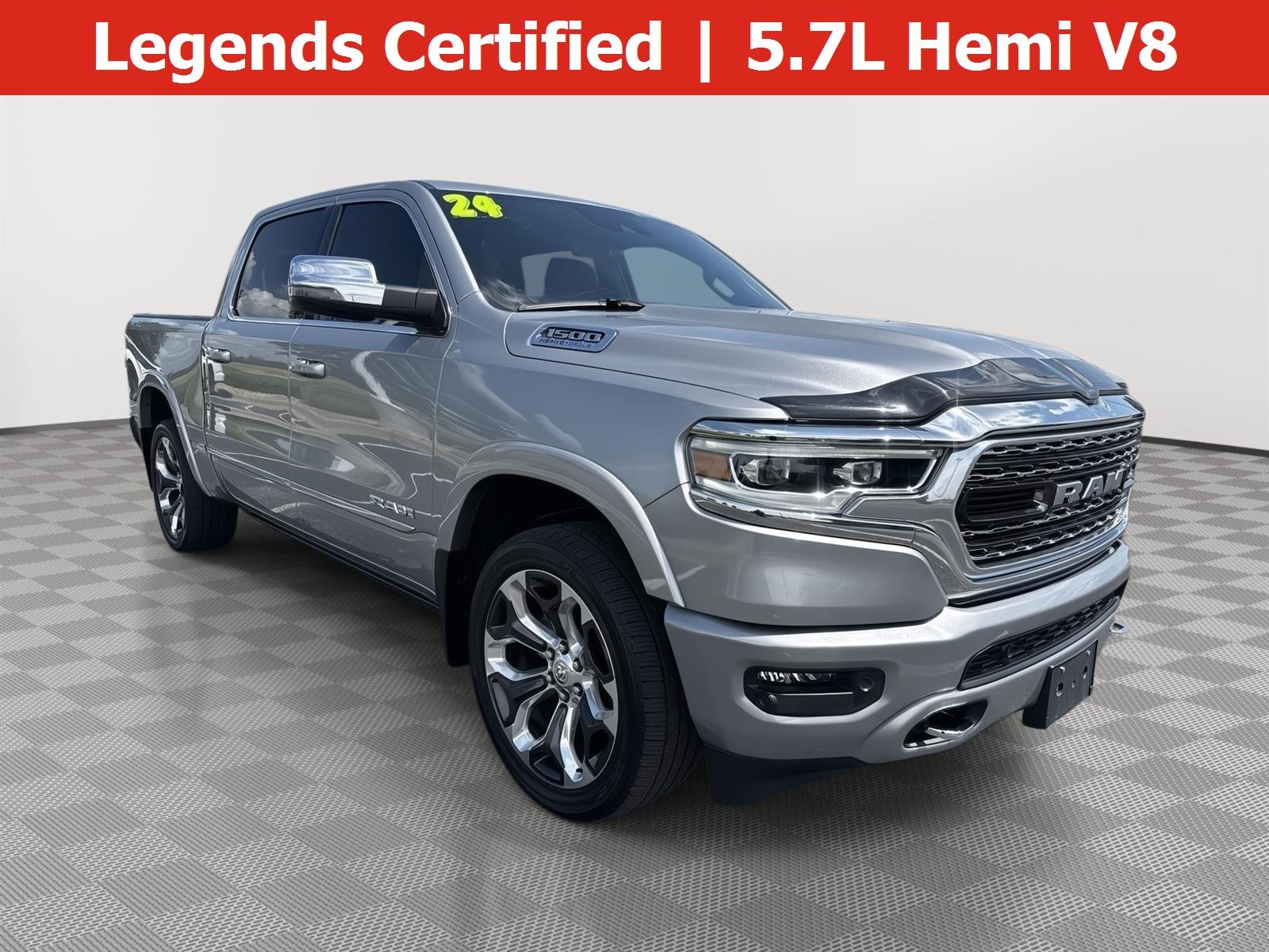 2024 RAM 1500 Limited 4x4 Crew Cab 5'7's photo