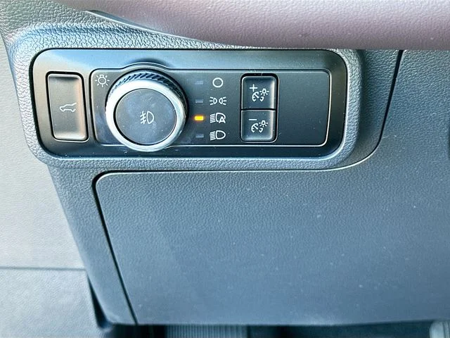 2025 Ford Explorer Platinum - Photo 10