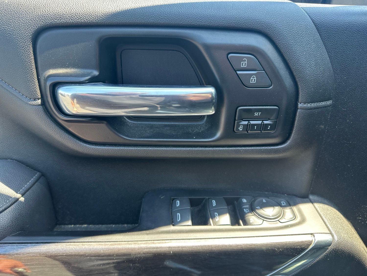 Used 2022 Black Chevrolet LTZ image 17