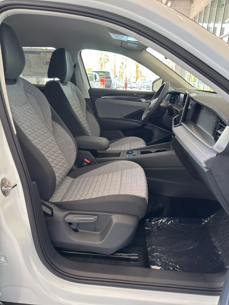 New 2026 White/off-white Volkswagen 2.0T S image 8