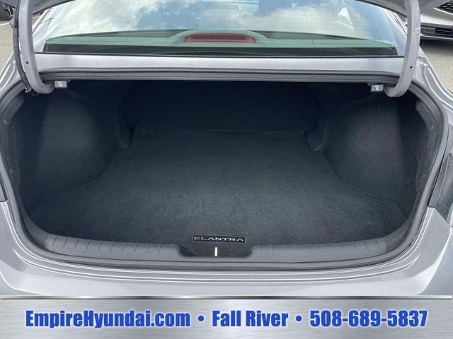 Certified Used 2025 Fluid Metal Hyundai SEL Sport image 5