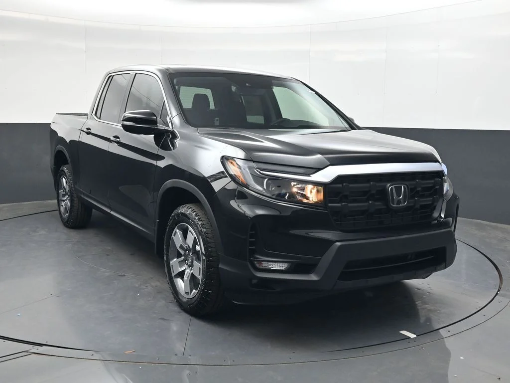 New 2026 Crystal Black Pearl Honda RTL image 2