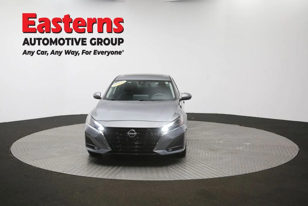 Used 2023 Gray Nissan 2.5 SV image 53