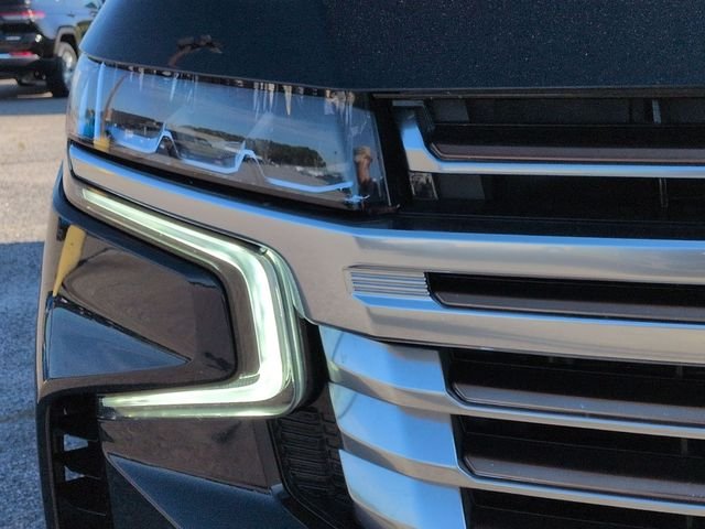 Used 2023 Blue Chevrolet High Country image 9