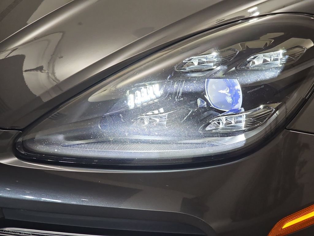 Used 2020 Gray Porsche Base image 33
