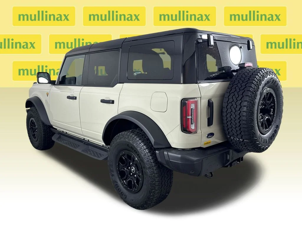 Certified Used 2025 Beige Ford Badlands image 11