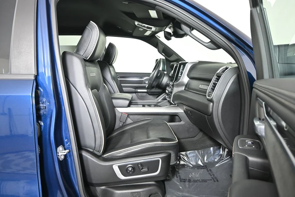Used 2021 Blue Ram Laramie image 14