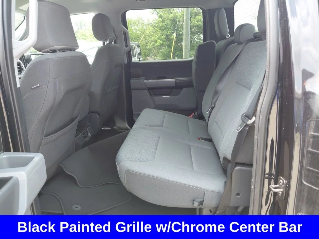 Used 2025 Black Ford XLT image 26