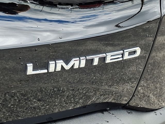 Used 2023 Black Jeep Limited image 32
