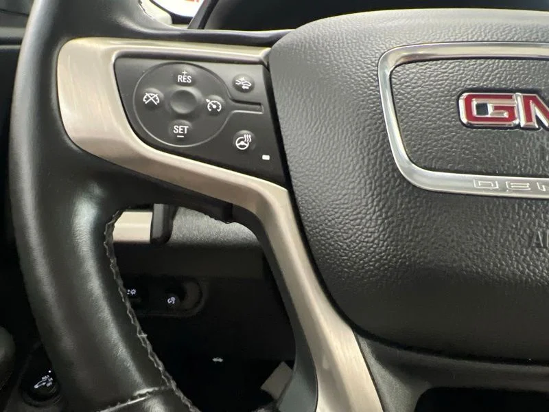 Used 2023 Black GMC Denali image 22