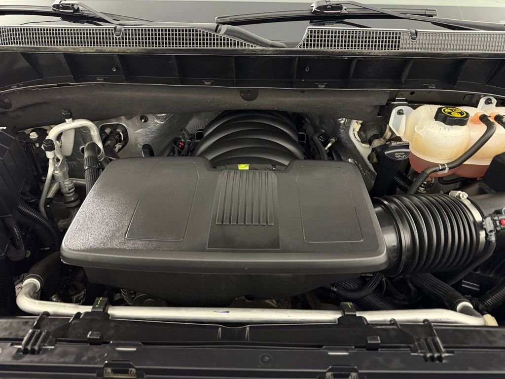 Used 2023 Beige Chevrolet High Country image 33