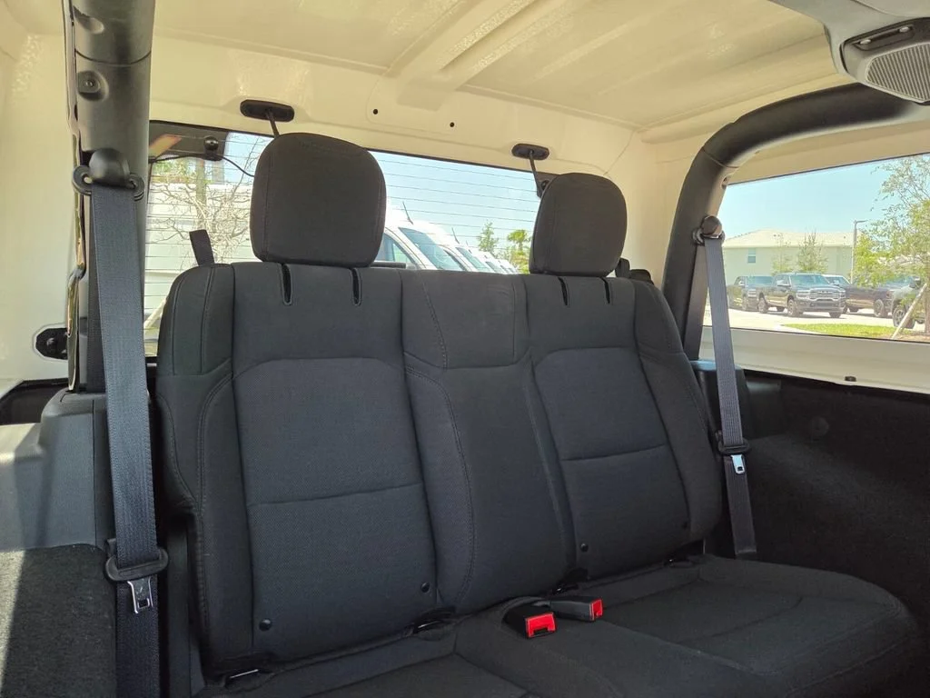 Used 2021 Black Clearcoat Jeep Sport S image 18