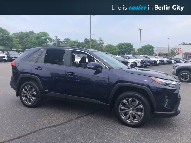 Used 2022 Blue Toyota XLE Premium image 1