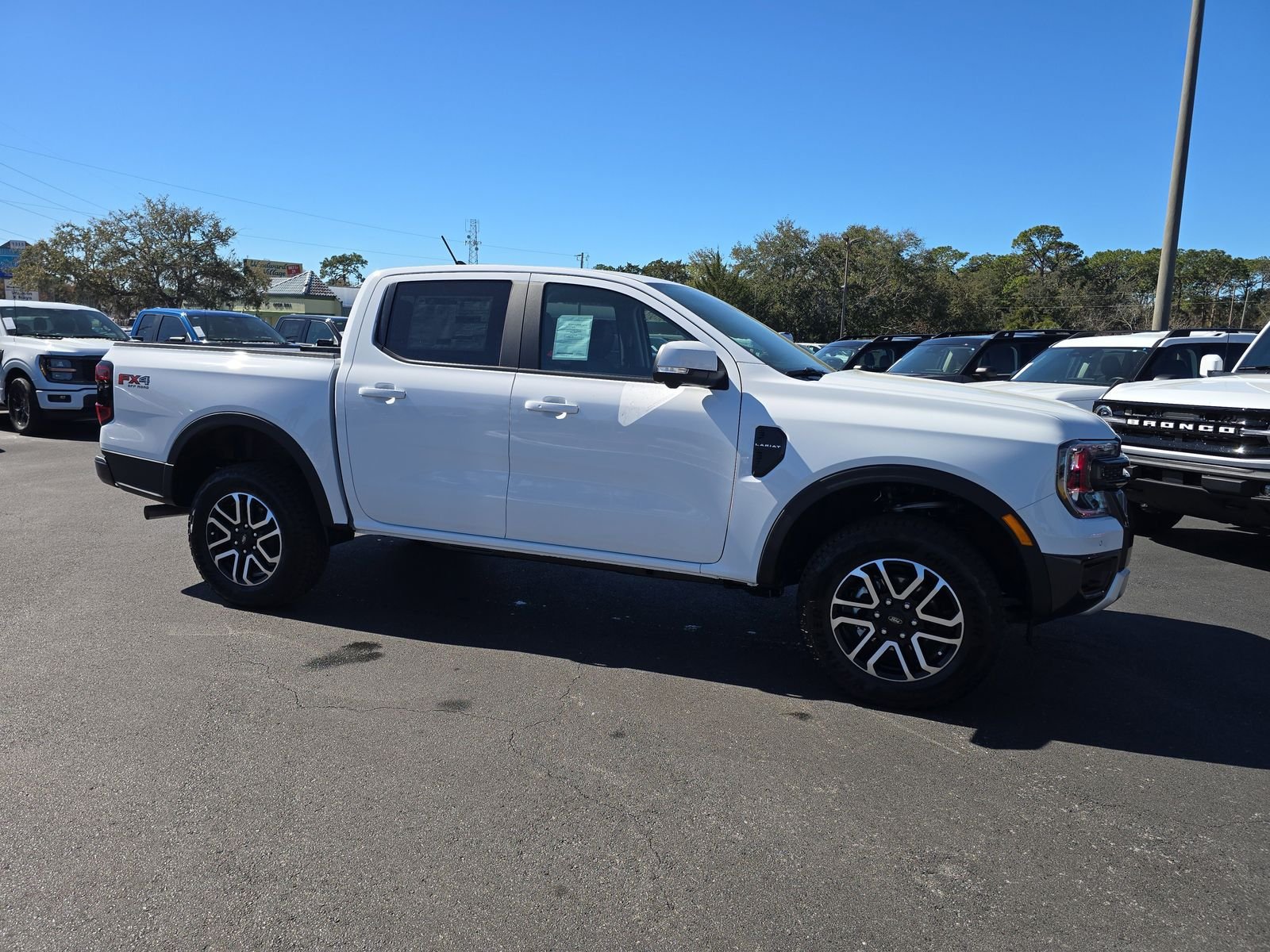 New 2025 Oxford White Ford Lariat image 2