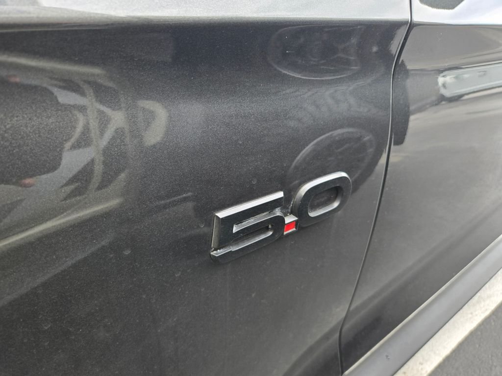 Used 2016 Magnetic Ford GT Premium image 7