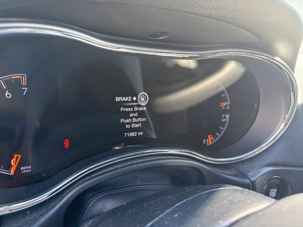 Used 2018 Silver Jeep Limited image 7