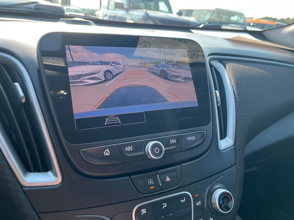 Used 2025 Gray Chevrolet LT image 18