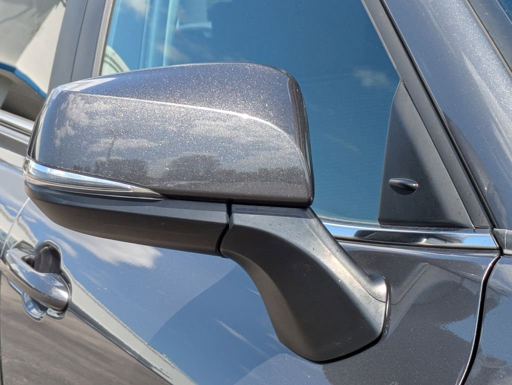 Used 2023 Gray Toyota L image 14