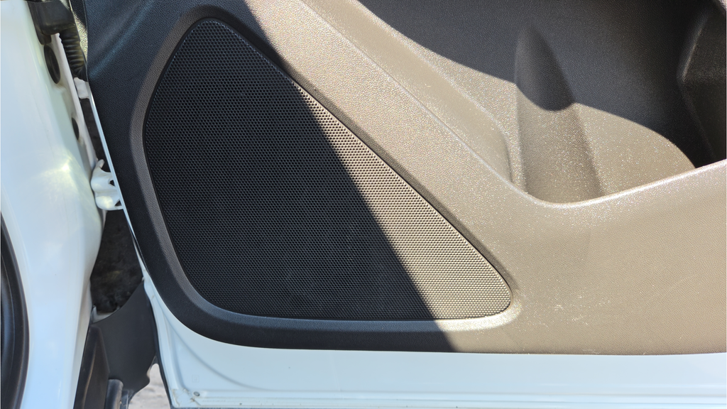 Used 2020 White Chevrolet LT image 39