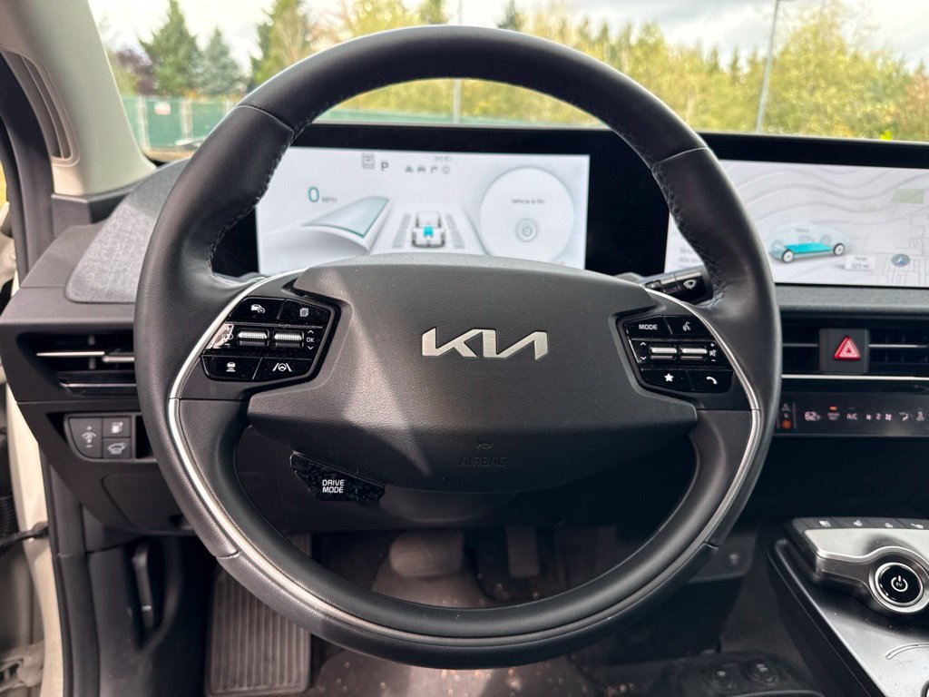 Used 2023 Glacier Kia Wind image 10