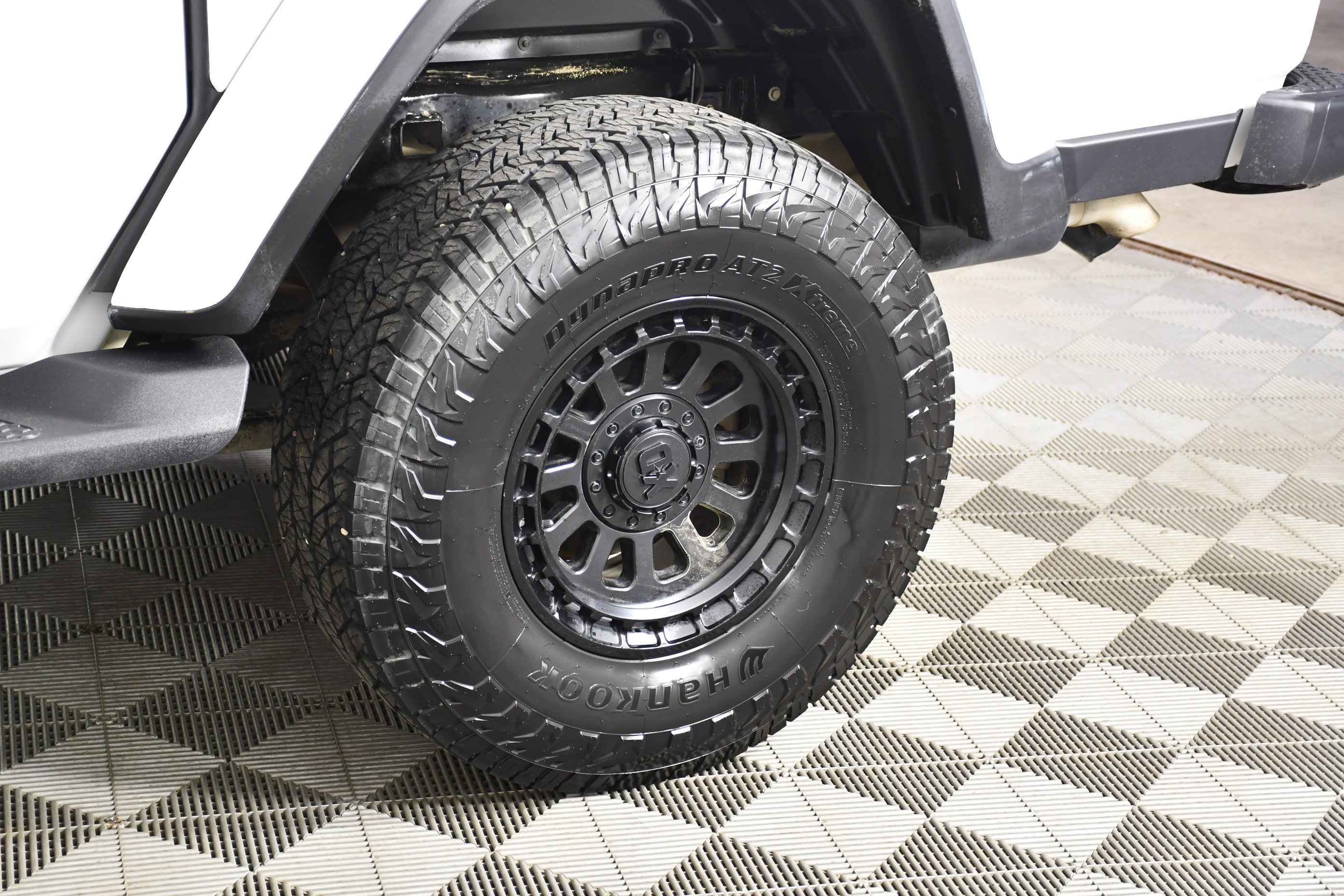 Used 2021 Bright White Clearcoat Jeep Overland image 54