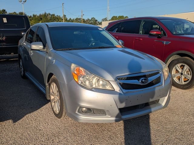 Used 2012 Silver Subaru 2.5i image 2