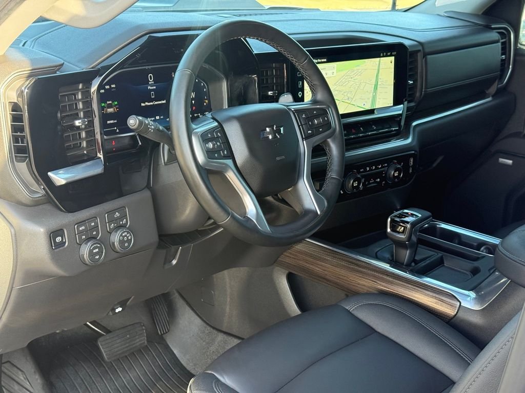Used 2026 White Chevrolet LT Trail Boss image 12