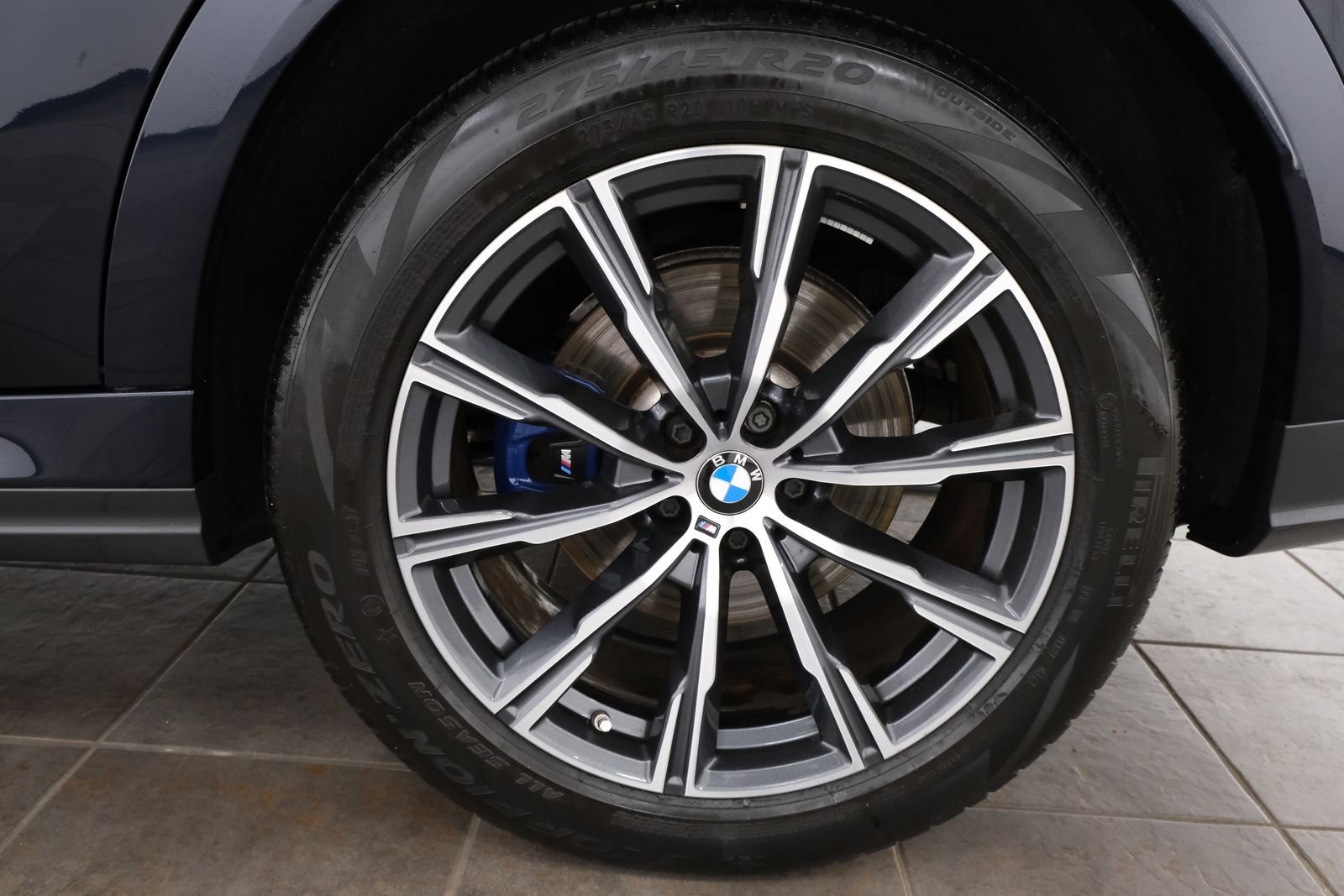Certified Used 2024 Carbon Black Metallic BMW xDrive40i image 39