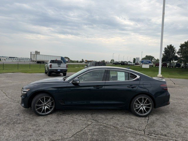 Certified Used 2025 Tasman Blue Genesis 2.5T image 4