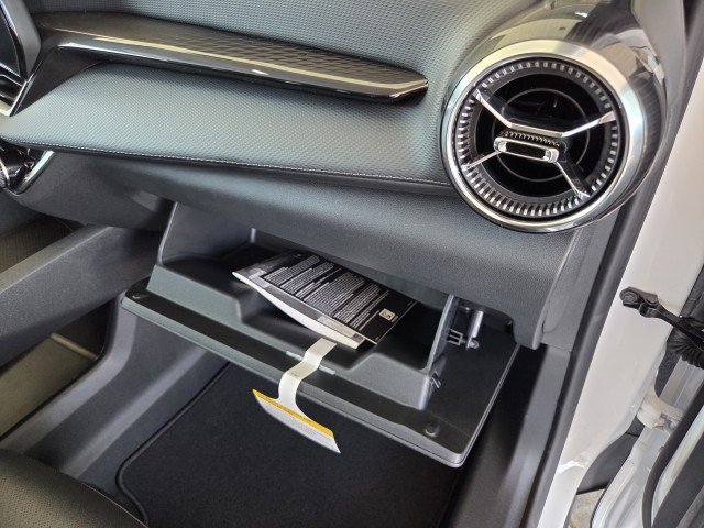 2027 Chevrolet Equinox LT - Photo 46