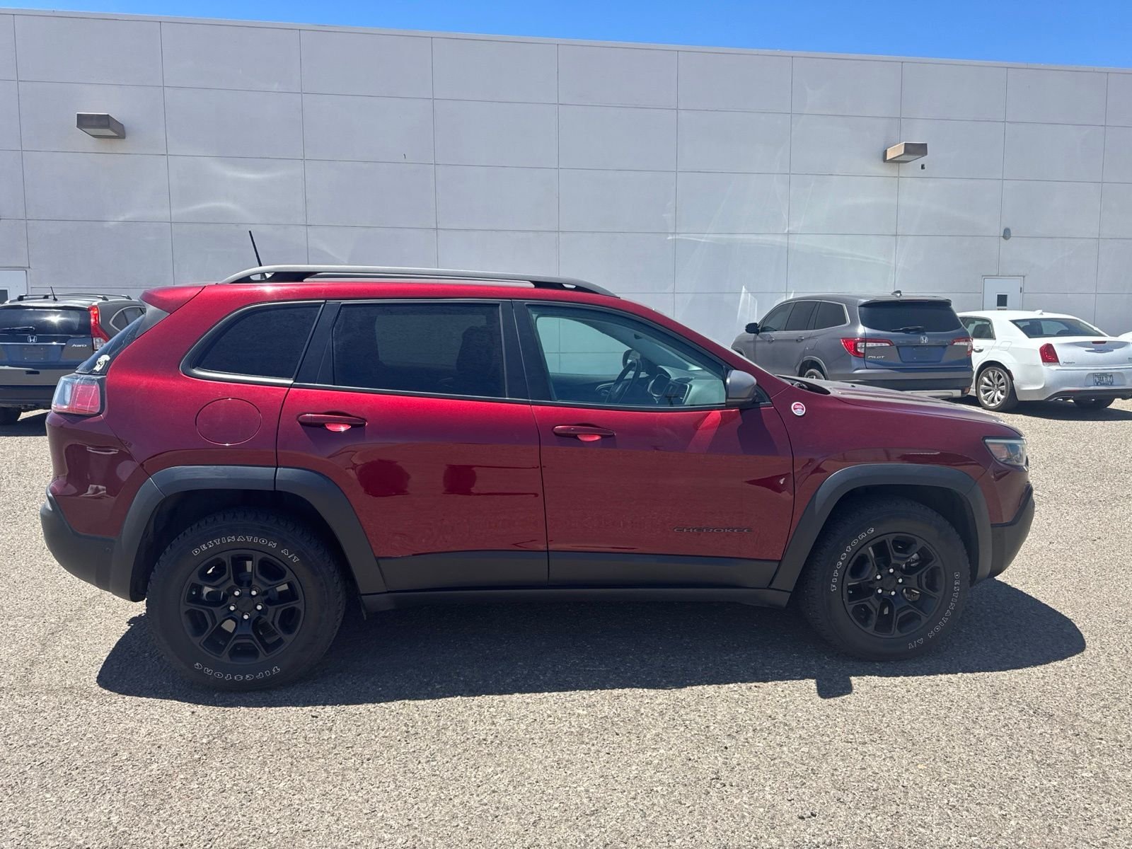 2021 Jeep Cherokee Trailhawk - Photo 6