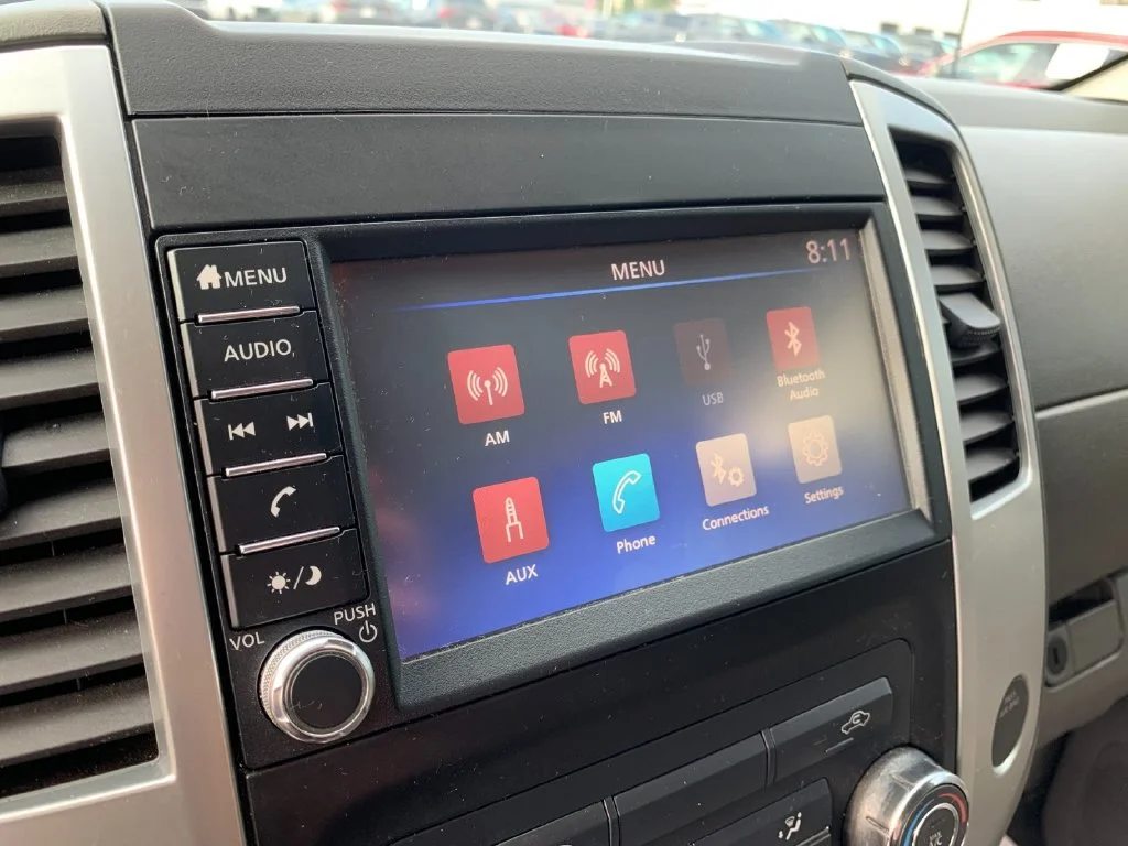 Used 2019 Blue Nissan SV image 21