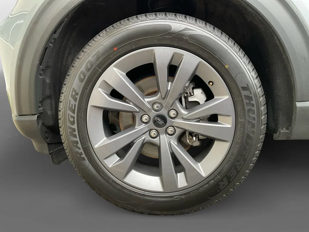Used 2022 Silver Ford XLT image 13