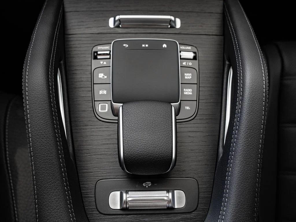 New 2026 Manufaktur Signature Silicon Gray Mercedes-Benz GLS 450 image 42